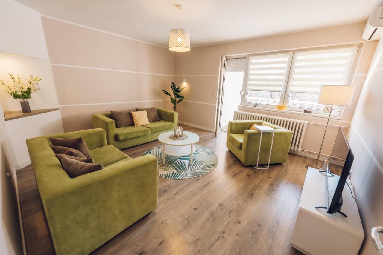 Balzak 64M2, Free Parking & Wi-Fi Apartment Нови Сад Екстериор снимка