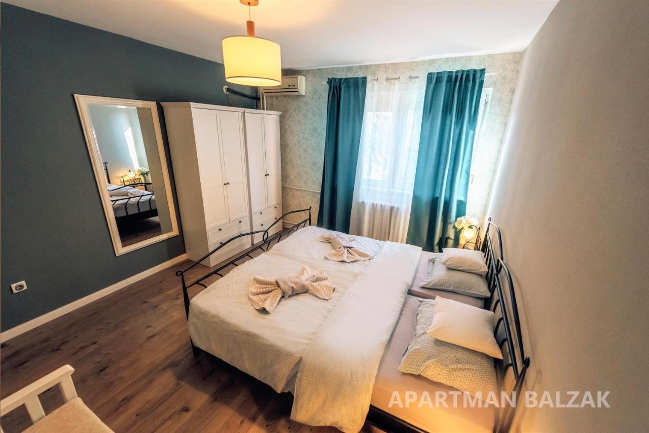 Balzak 64M2, Free Parking & Wi-Fi Apartment Нови Сад Екстериор снимка