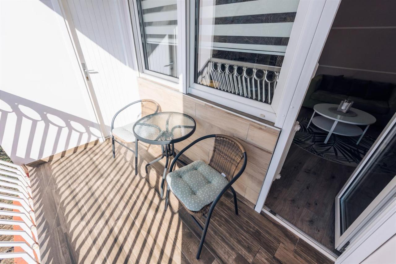 Balzak 64M2, Free Parking & Wi-Fi Apartment Нови Сад Екстериор снимка